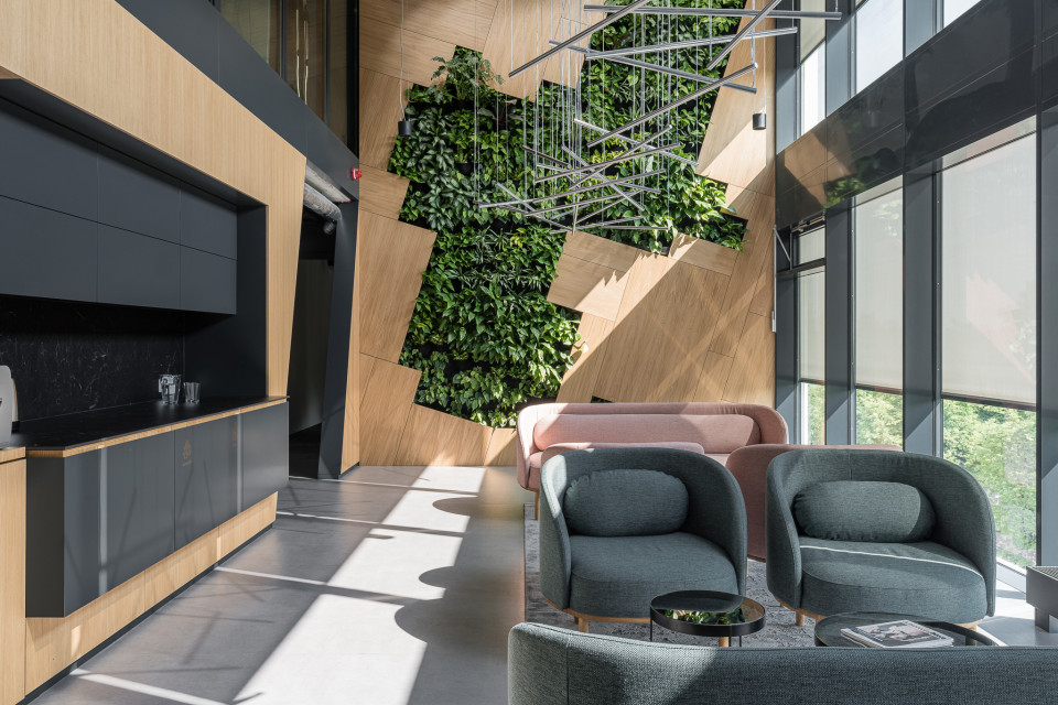 Nowe biuro Vastint projektu Bit Creative Barnaba Grzelecki, fot. Fotomohito Industrialnie, ale przytulnie. Warszawscy architekci zaprojektowali nową siedzibę Vastint