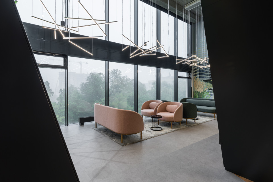 Nowe biuro Vastint projektu Bit Creative Barnaba Grzelecki, fot. Fotomohito Industrialnie, ale przytulnie. Warszawscy architekci zaprojektowali nową siedzibę Vastint