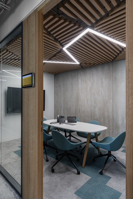 Nowe biuro Vastint projektu Bit Creative Barnaba Grzelecki, fot. Fotomohito Industrialnie, ale przytulnie. Warszawscy architekci zaprojektowali nową siedzibę Vastint