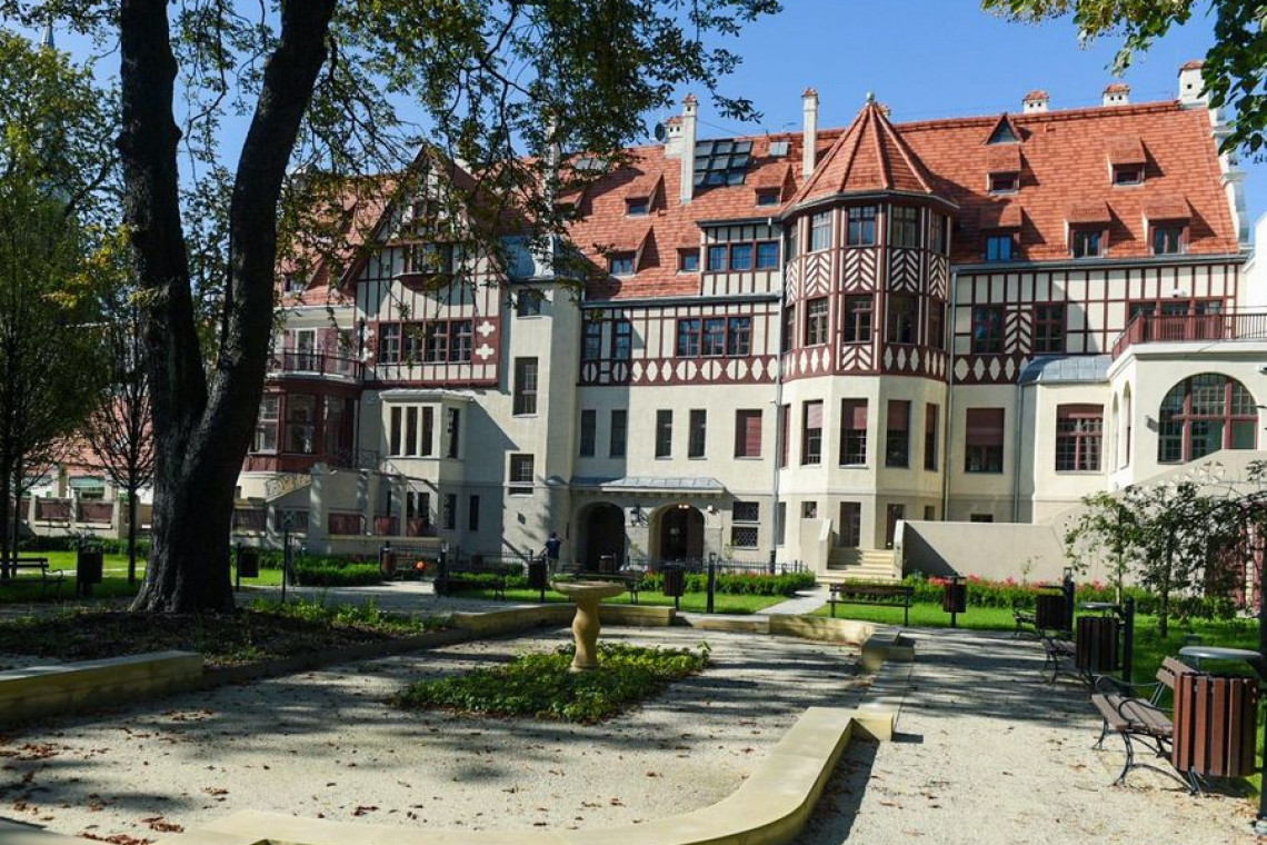 12 października, w licytacji, rozstrzygnie się, kto będzie prowadził restaurację, hotel i część biurową w Pałacu Steinertów , fot. Paweł Łacheta Łódź odzyskała niezwykły zabytek. Hotel, biura i restauracja znajdą się w pałacu braci Steinertów