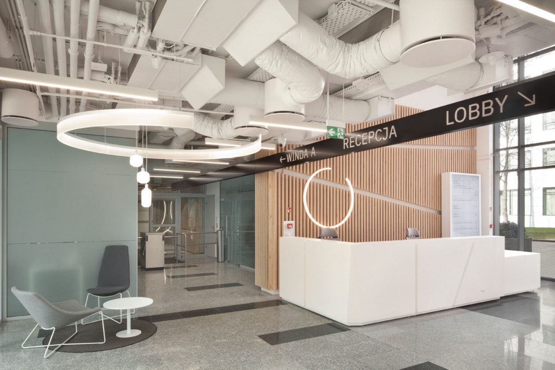 Lobby w budynku kompleksu HOL 7.7. Fot. Mat. prasowe White Stone Development Hole główne budynków komercyjnych ewoluują