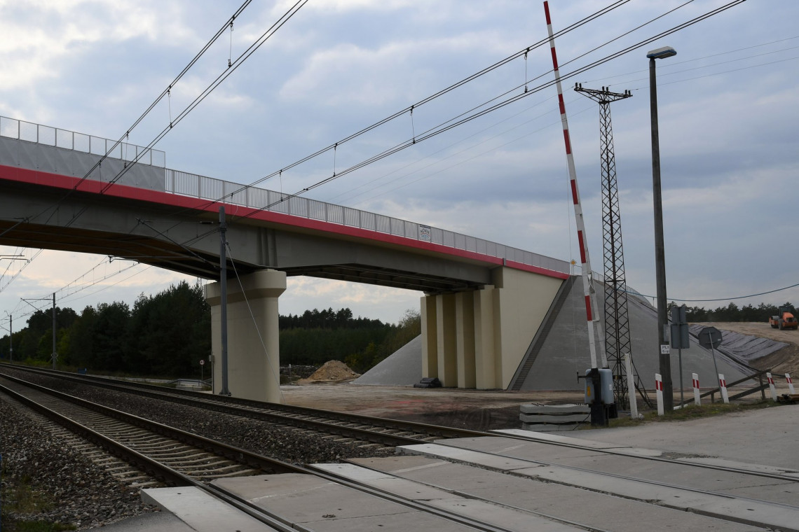 Fot. PKP PLK Nowe wiadukty nad Centralną Magistralą Kolejową