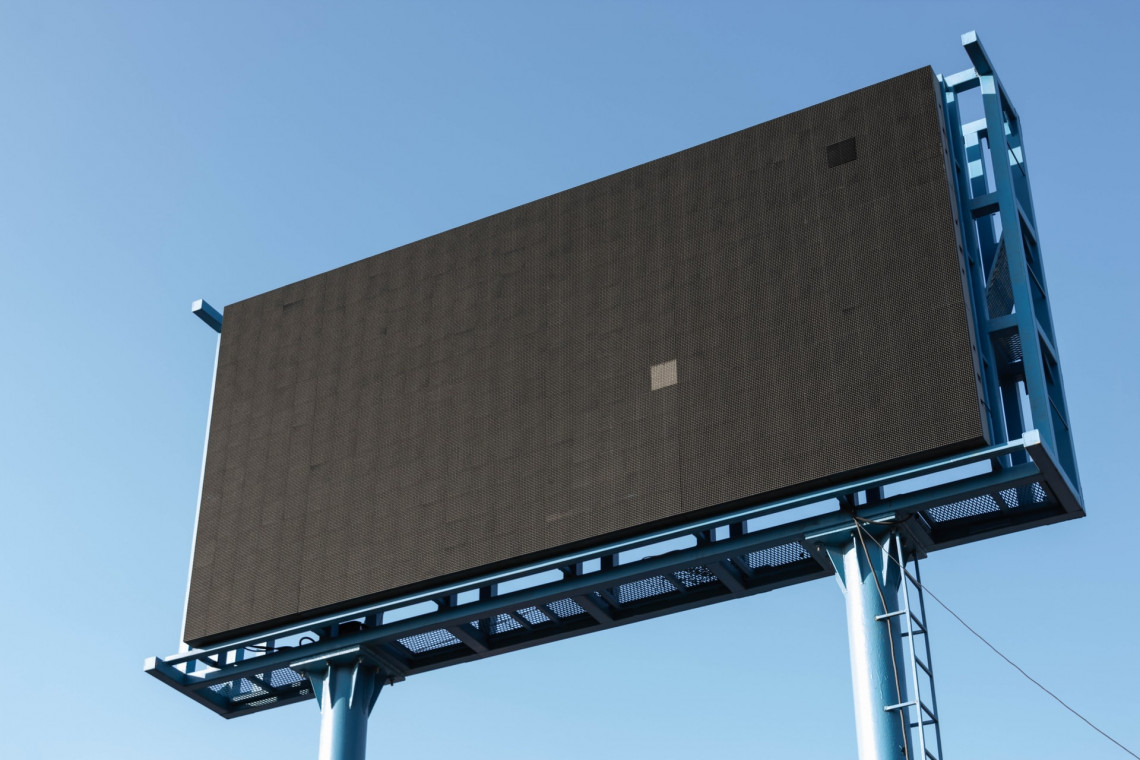 Fot. Unsplash Gdynia uporządkuje reklamy w mieście. Coraz bliżej uchwały krajobrazowej