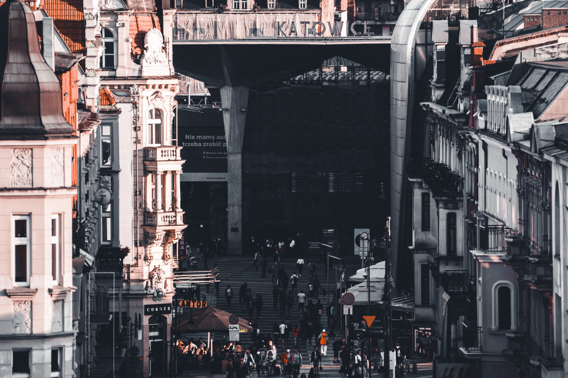 Fot. Unsplash / Sebastian Bednarek Po Katowicach będzie jeździć smogobus