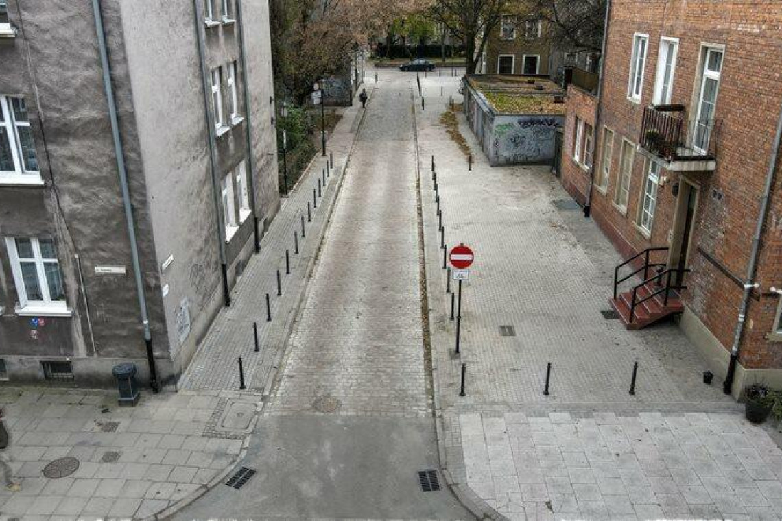 Ulica Przędzlicza po przebudowie, fot. DRMG, www.gdansk.pl Niewielka uliczka w Gdańsku odzyskała dawny klimat