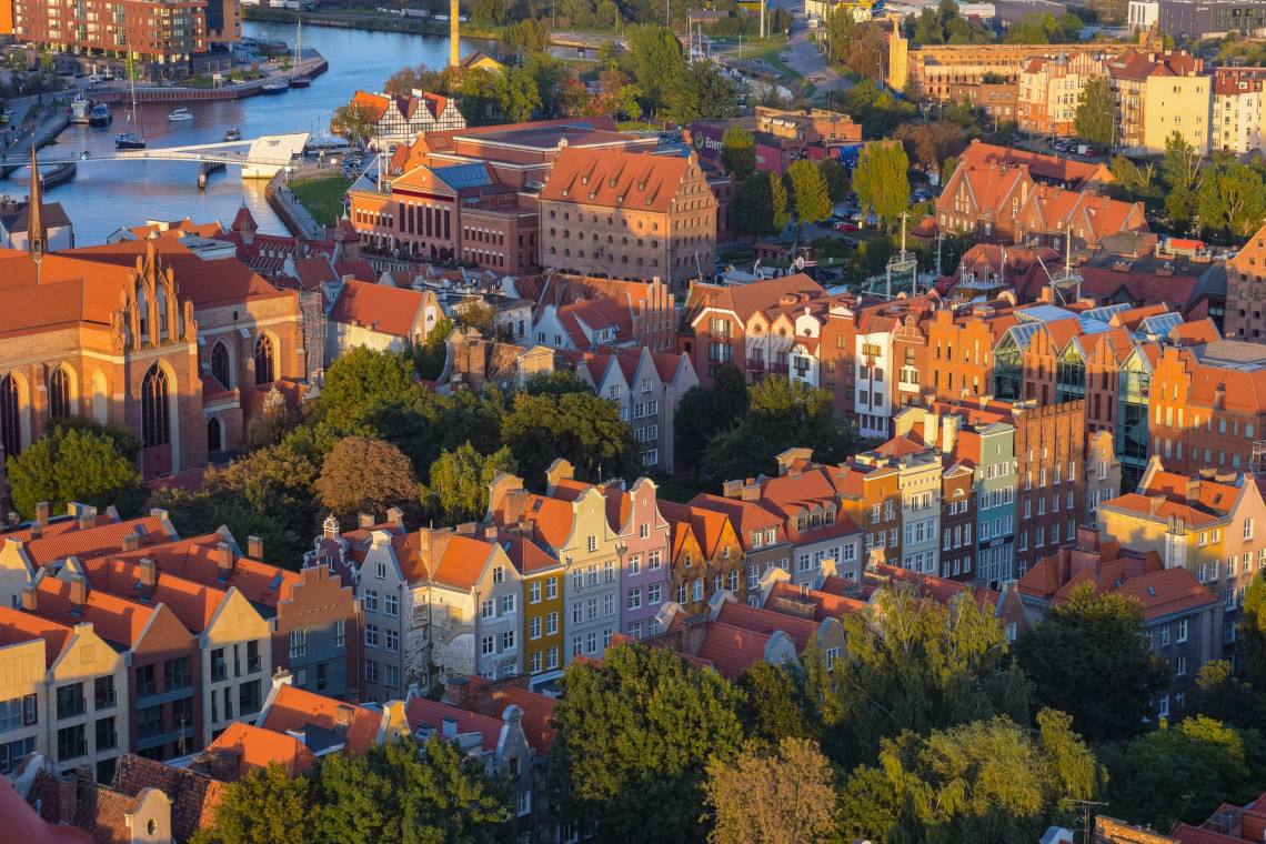 Fot. Unsplash Nowe stojaki na rowery i słupki wygradzające na ulicach Gdańska