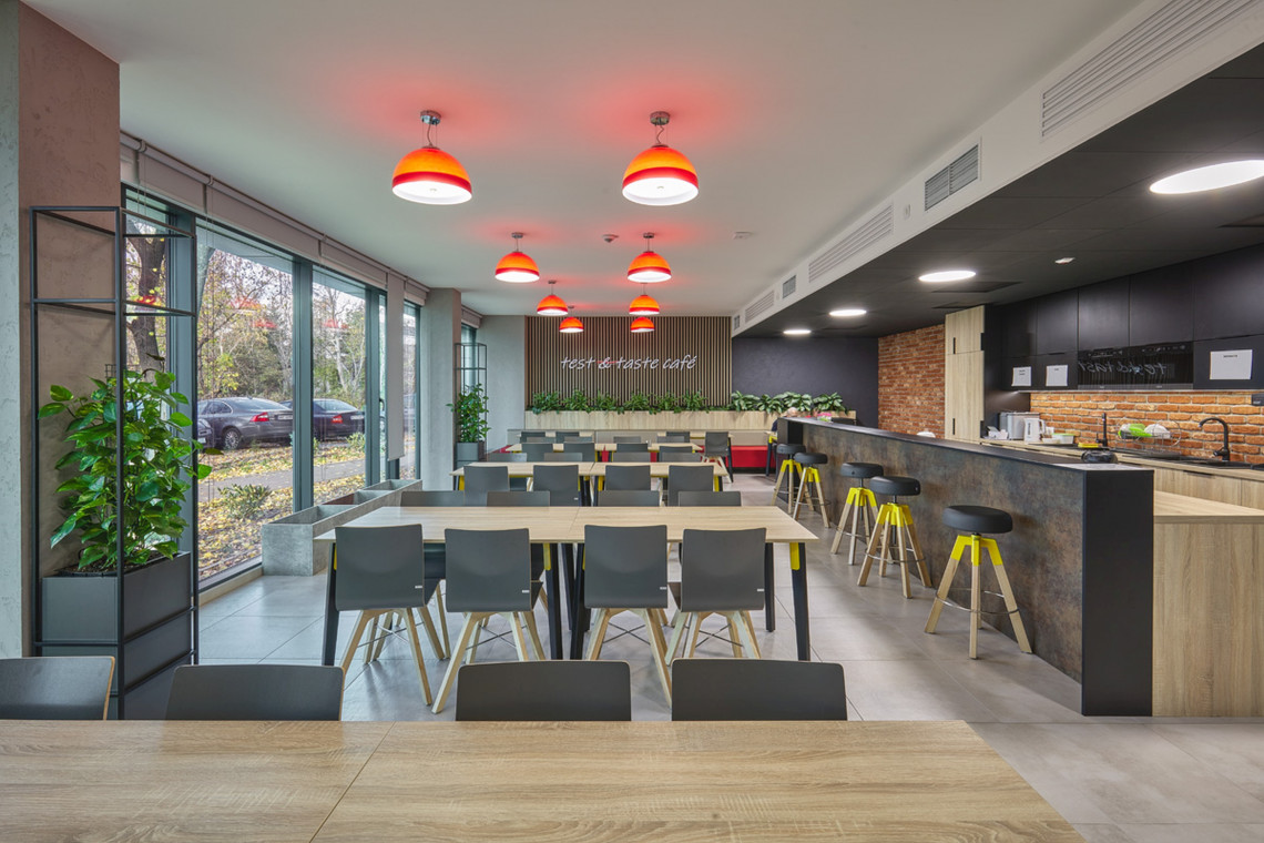 Fot. materiały prasowe Bolero2, UL International Polska Nowoczesne wnętrza centrum badawczego w Bolero Office Park