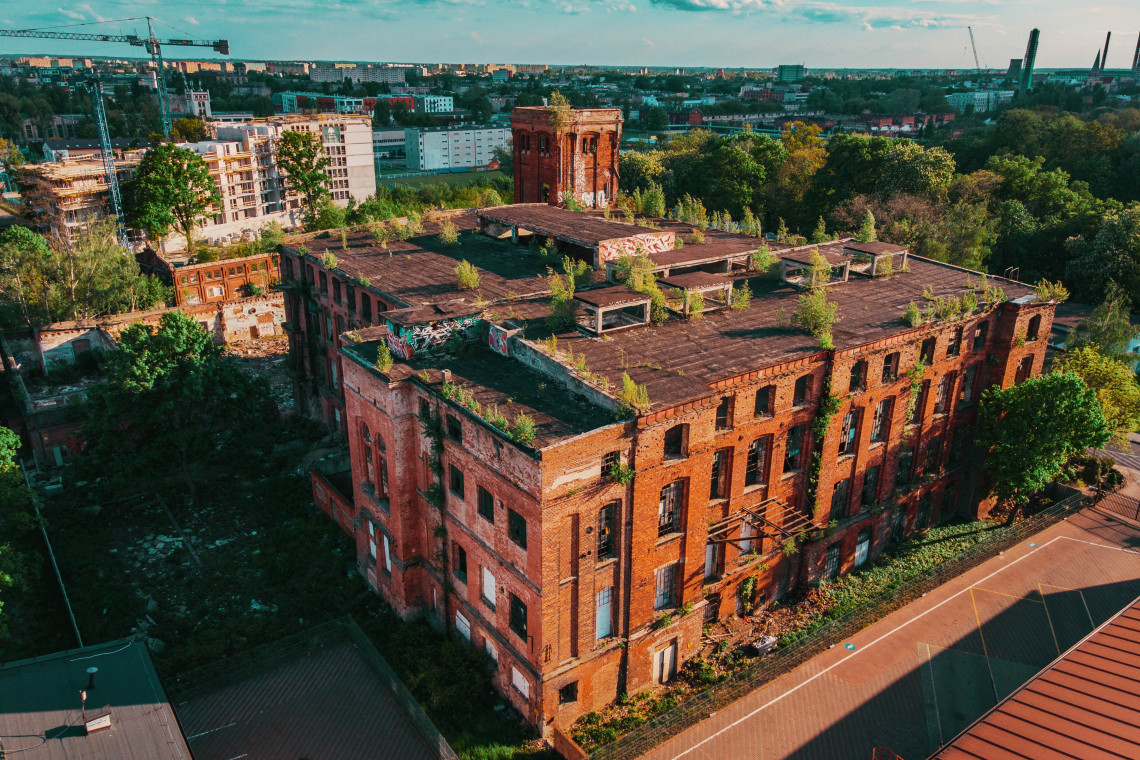 Fot. Unsplash W dawnej restauracji w Łodzi powstaje biblioteka Wolność