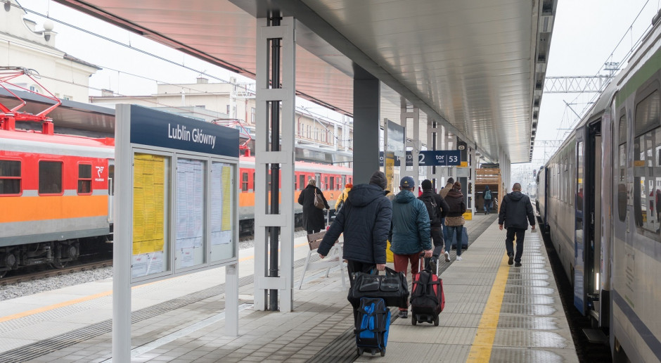 W Lublinie podróżni korzystają już z nowych peronów