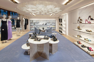 Nowy butik Versace w Paryżu. To projekt Gwenael Nicolas!