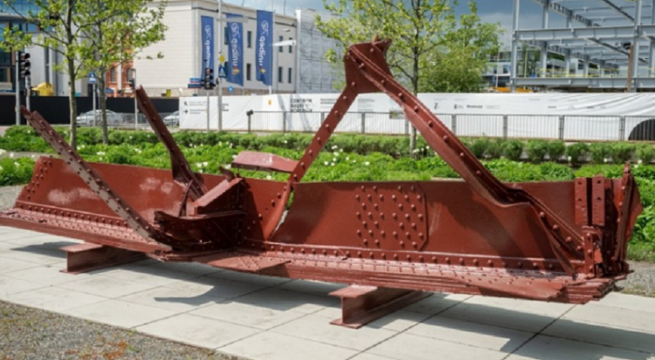Ciekawe konstrukcje w sąsiedztwie warszawskiego Mostu Świętokrzyskiego