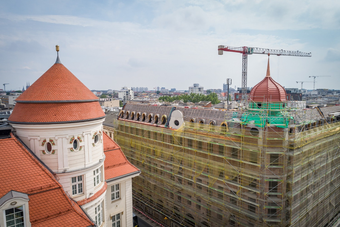 Po 76 latach odbudowano historyczną wieżę Hotelu Grand we Wrocławiu