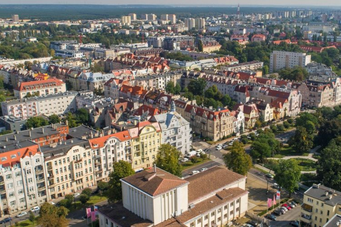 Piękna Bydgoszcz. Modernistyczna kamienica odzyskuje dawny blask