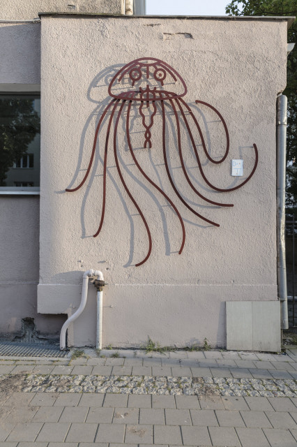 Nowe formy designu w Gdyni. Metalowe grafiki wkraczają do przestrzeni miejskiej