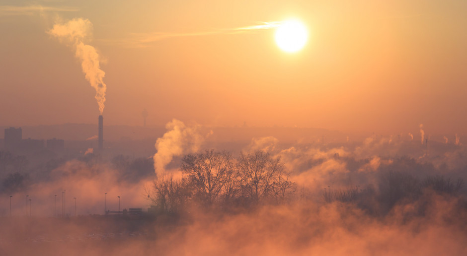 Dlaczego Kraków jest jednym z najbardziej zanieczyszczonych miast? Naukowcy AGH twierdzą, że winne jest położenie