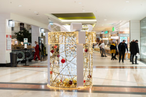 TOP: Świąteczne iluminacje 2021. Tak rozbłysły warszawskie galerie handlowe