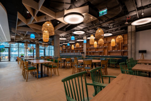 Nowa restauracja w Skylinerze. Za wnętrzami stoi pracownia MAG Design
