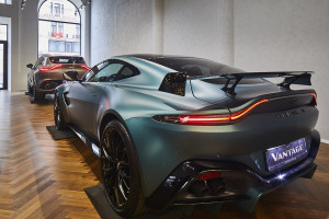Jedyny w Polsce salon Aston Martin i personalizowana moda w Europejski Boutique