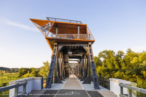 Spektakularne, zaskakujące architekturą i materiałem: niezwykłe mosty na Dzień Mostowca
