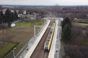 Nowe przystanki i zmodernizowane perony na trasie Skawina – Kraków