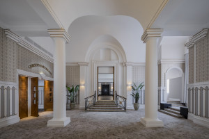 Tak zmienił się kultowy hotel The Queens w Leeds. A wszystko za sprawą polskich architektów