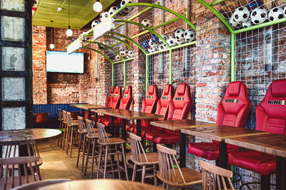 Nine's Restaurant & Sports Bar, projekt wnętrz: 370studio, fot. Aleksandra Miszkurka