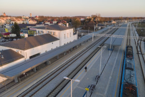 Na linii Poznań - Szczecin podróżni korzystają z nowych peronów