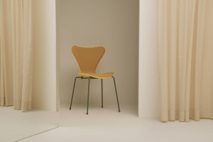 Odkryj niepowtarzalne projekty Fritz Hansen. Klasyki designu od 150 lat
