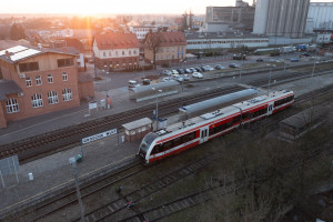 Nowy przystanek i perony na linii Poznań - Wolsztyn