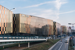Po pięciu latach mamy finał. Flagowa inwestycja Skanska w Krakowie zaprojektowana przez Moon Studio