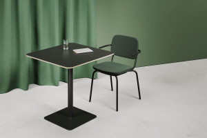 Maja Ganszyniec zaprojektowała jedno z najbardziej "zielonych" krzeseł tapicerowanych na rynku