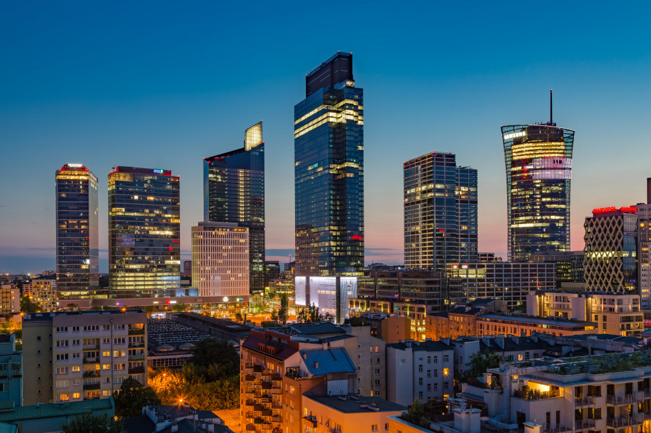Oddany do użytku w maju 2021 roku 202-metrowy Warsaw UNIT to jeden z bardziej zaawansowanych technologicznie budynków w Polsce, fot. mat. prasowe