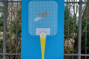 Posters For Ukraine. Dzieła artystów z całego świata na wystawie w Łazienkach Królewskich i przystankach