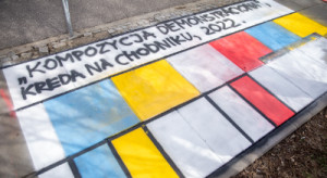 Powstała uliczna galeria sztuki "Wolna Ukraina" przy Ambasadzie Rosyjskiej