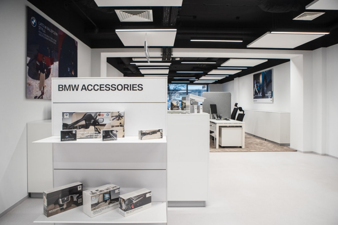 Zaglądamy do salonu samochodowego marek premium. Inchcape Park powstał w dawnym budynku industrialnym