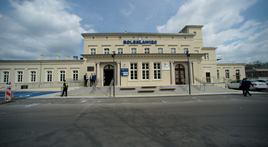 Dworzec w Bolesławcu odzyskał swoje historyczne piękno
