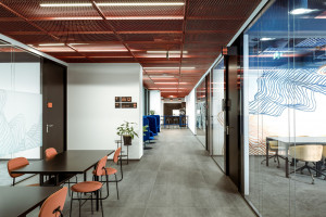 Medusa Group Architects dla CitySpace West 4 we Wrocławiu. Nie tylko zaskakują oryginalne kolory