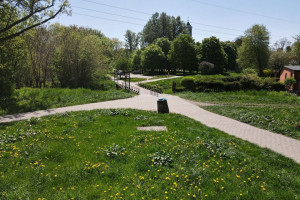 W Łodzi powstanie nowy skwer, a w nim m.in. plac zabaw i siłownia plenerowa