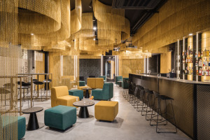 Inwestor liczył na efekt wow. Drink bar miał być w klubowym klimacie a przy tym elegancki