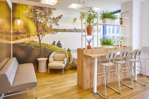 Terapeutyczna moc koloru w odmienionym biurze Lundbeck. To projekt Tétris