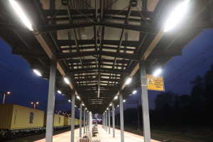 Inteligentne oświetlenie na stacjach kolejowych w Pomorskiem