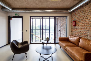 Rewitalizacja dawnej fabryki ZREMB z nominacją od ArchDaily do Nagrody Budynek Roku 2023!