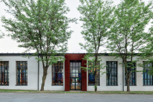 Rewitalizacja dawnej fabryki ZREMB z nominacją od ArchDaily do Nagrody Budynek Roku 2023!