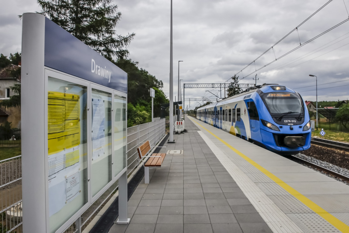 PKP PLK wybudowały nowy peron w Drawinach