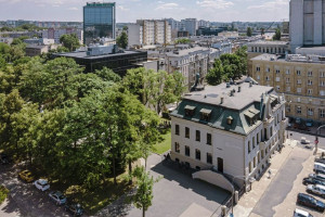 Biurowiec i zabytkowa willa. W Łodzi otwarto inwestycję Opera Park