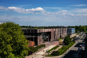 Oto nowy gmach Centrum Nauki Kopernik. Finał budowy Pracowni Przewrotu Kopernikańskiego w Warszawie