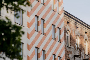 Rewitalizacja HOP w centrum Warszawy, czyli jak ze starego biurowca zrobić nowy