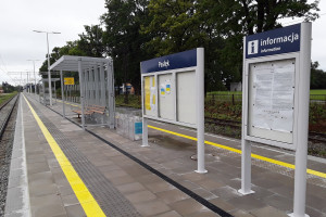 Stacja kolejowa Pasłęk już z nowym peronem