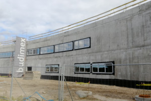 Wiecha na budowie Centrum Offshore Uniwersytetu Morskiego w Gdyni. Kiedy zakończenie inwestycji?