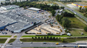 Nowa bryła handlowa w Toruniu